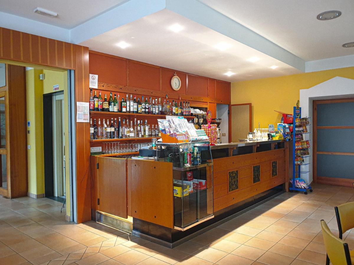 Hotel Fior di Monte Caspoggio Buitenkant foto