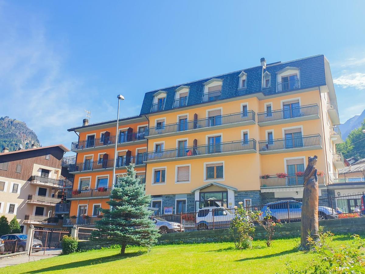 Hotel Fior di Monte Caspoggio Buitenkant foto