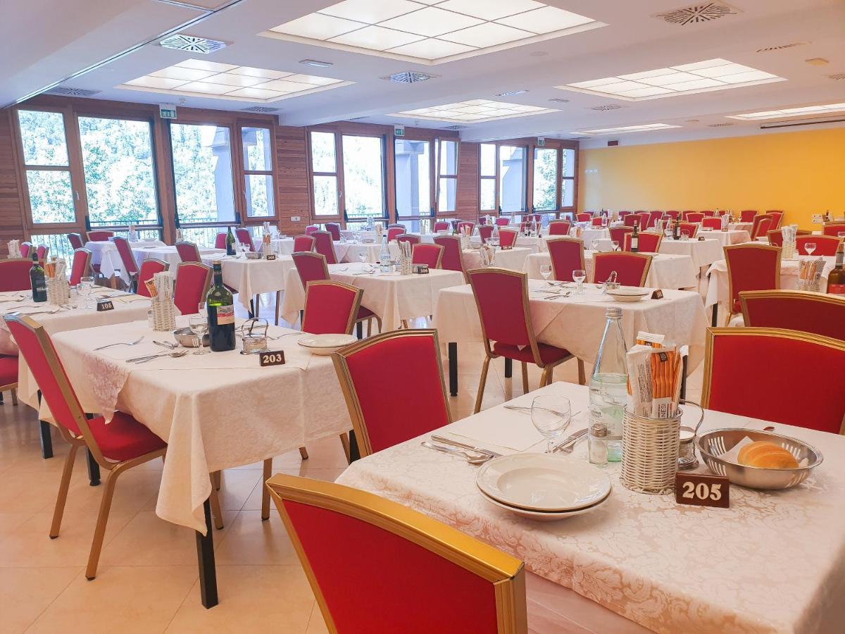 Hotel Fior di Monte Caspoggio Buitenkant foto
