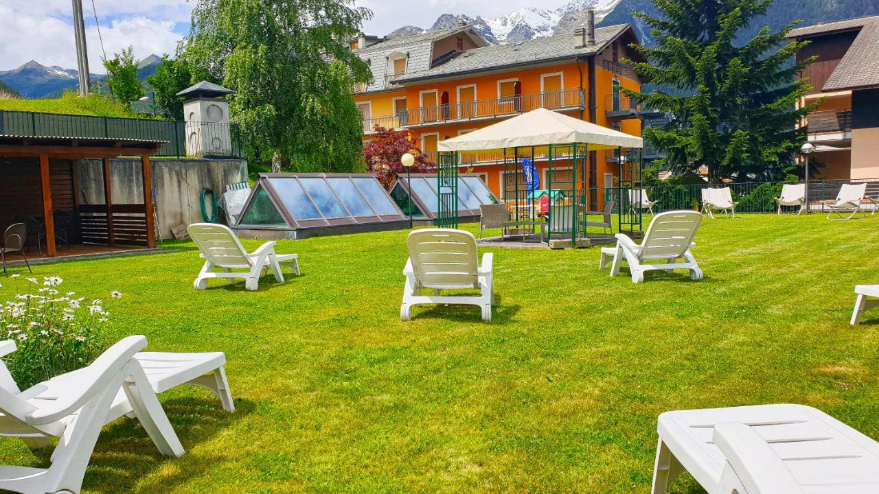 Hotel Fior di Monte Caspoggio Buitenkant foto