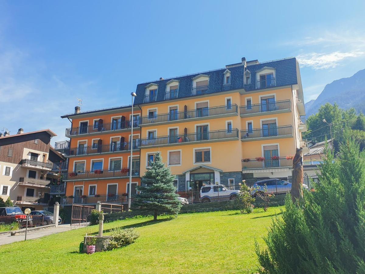 Hotel Fior di Monte Caspoggio Buitenkant foto